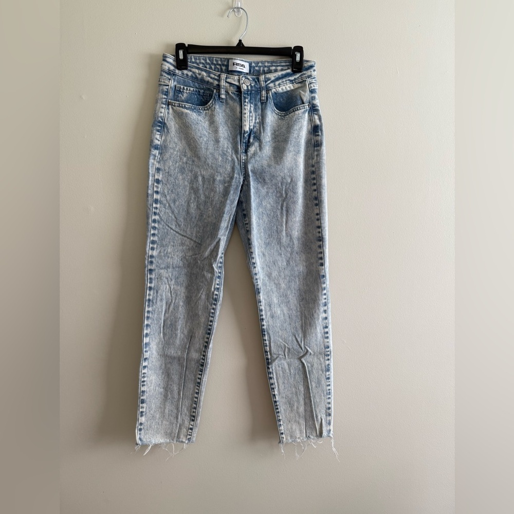 RSQ Women's Light Blue Straight Leg Jeans